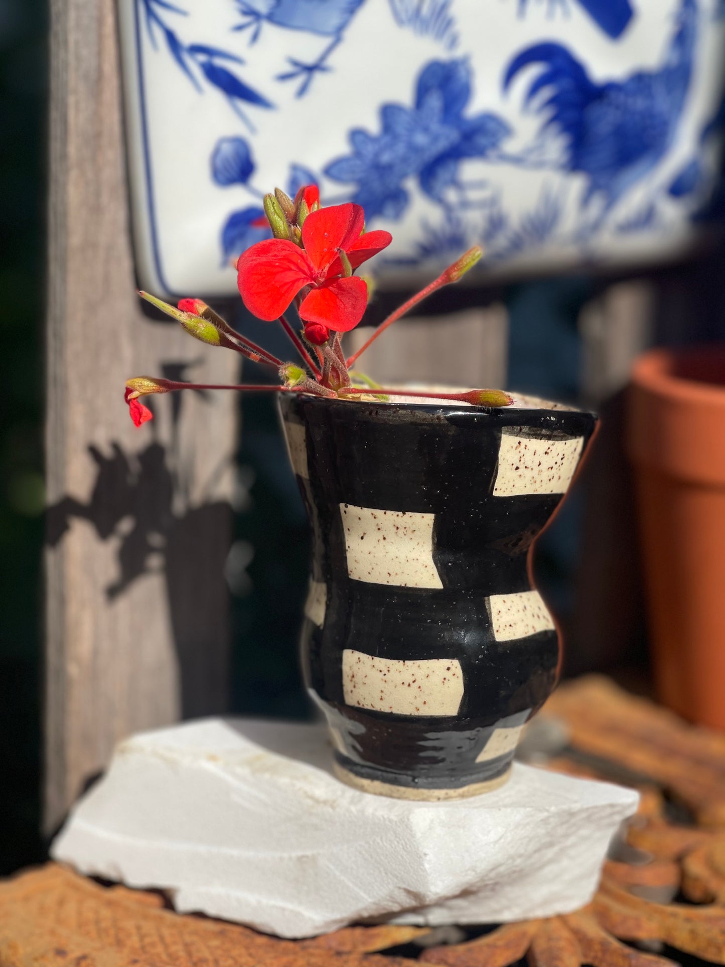 BOOP SLUMPY CHECKERED BUD VASE