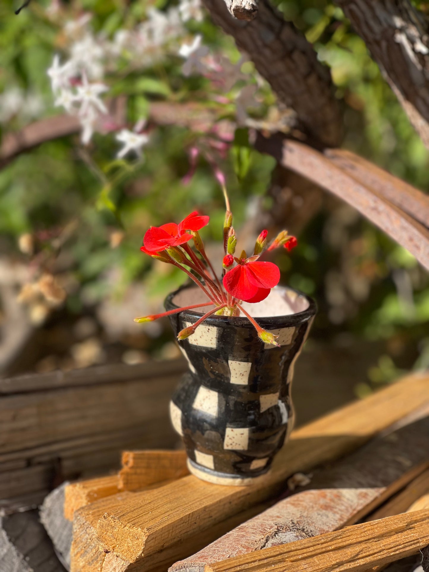 BOOP SLUMPY CHECKERED BUD VASE