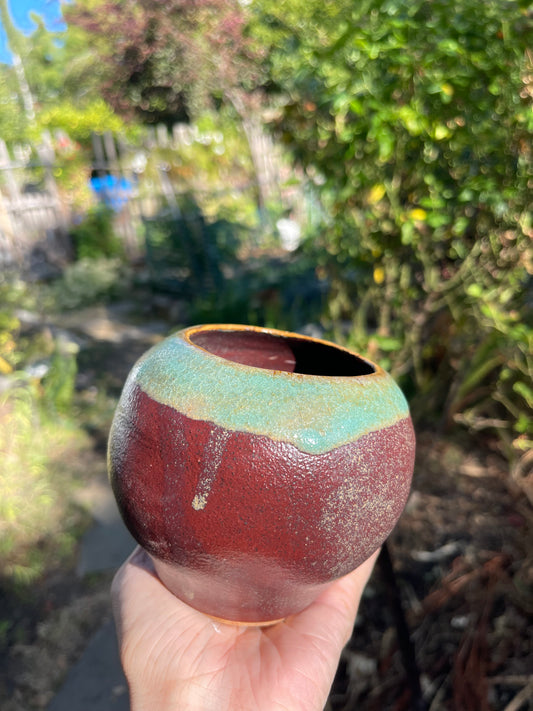 HEAVY LIL’ SATURN VASE