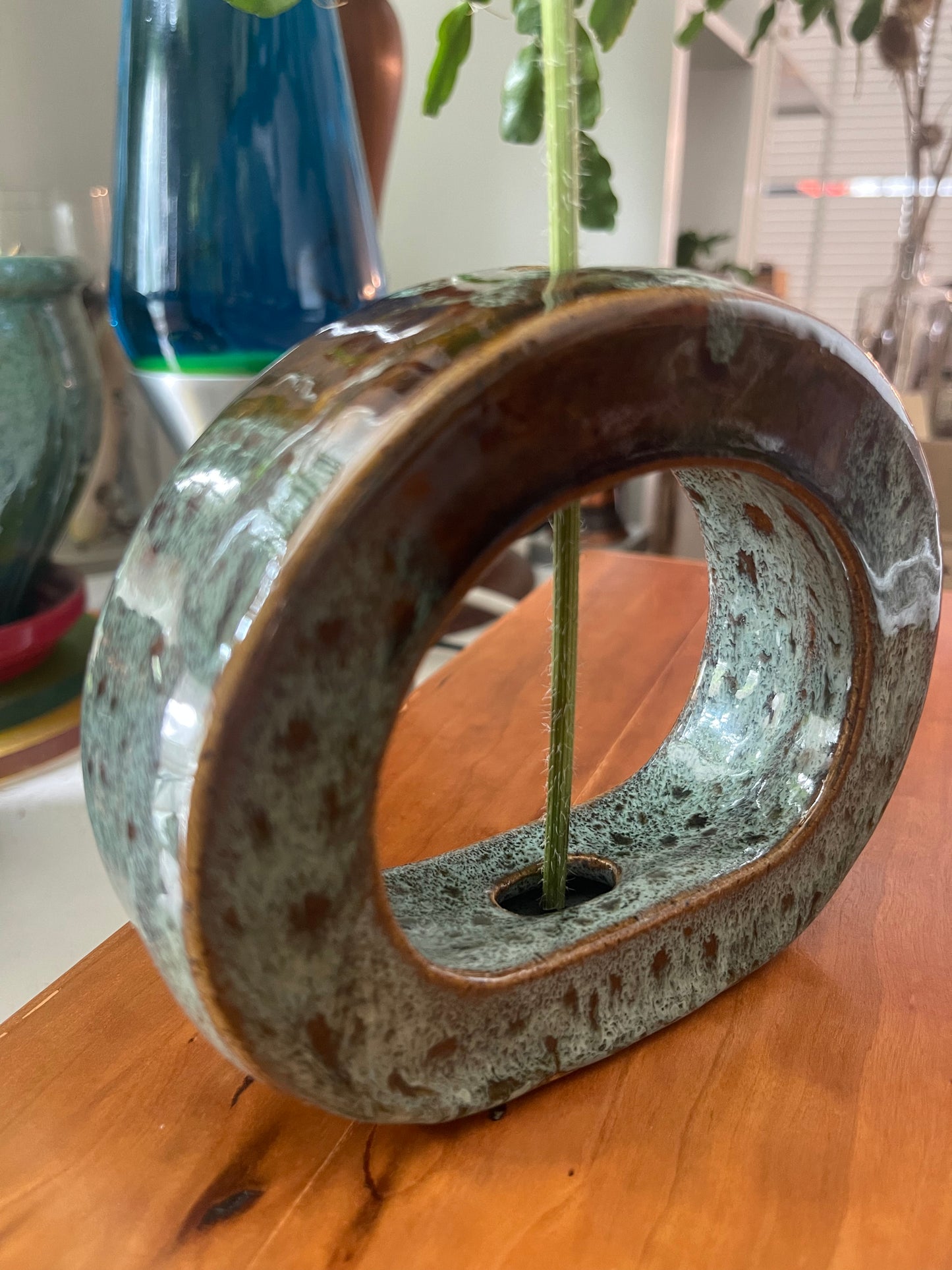 TURKISH SATIN DONUT VASE