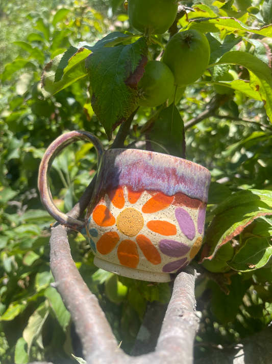 10.8 OZ FLOWERY DRIP MUG